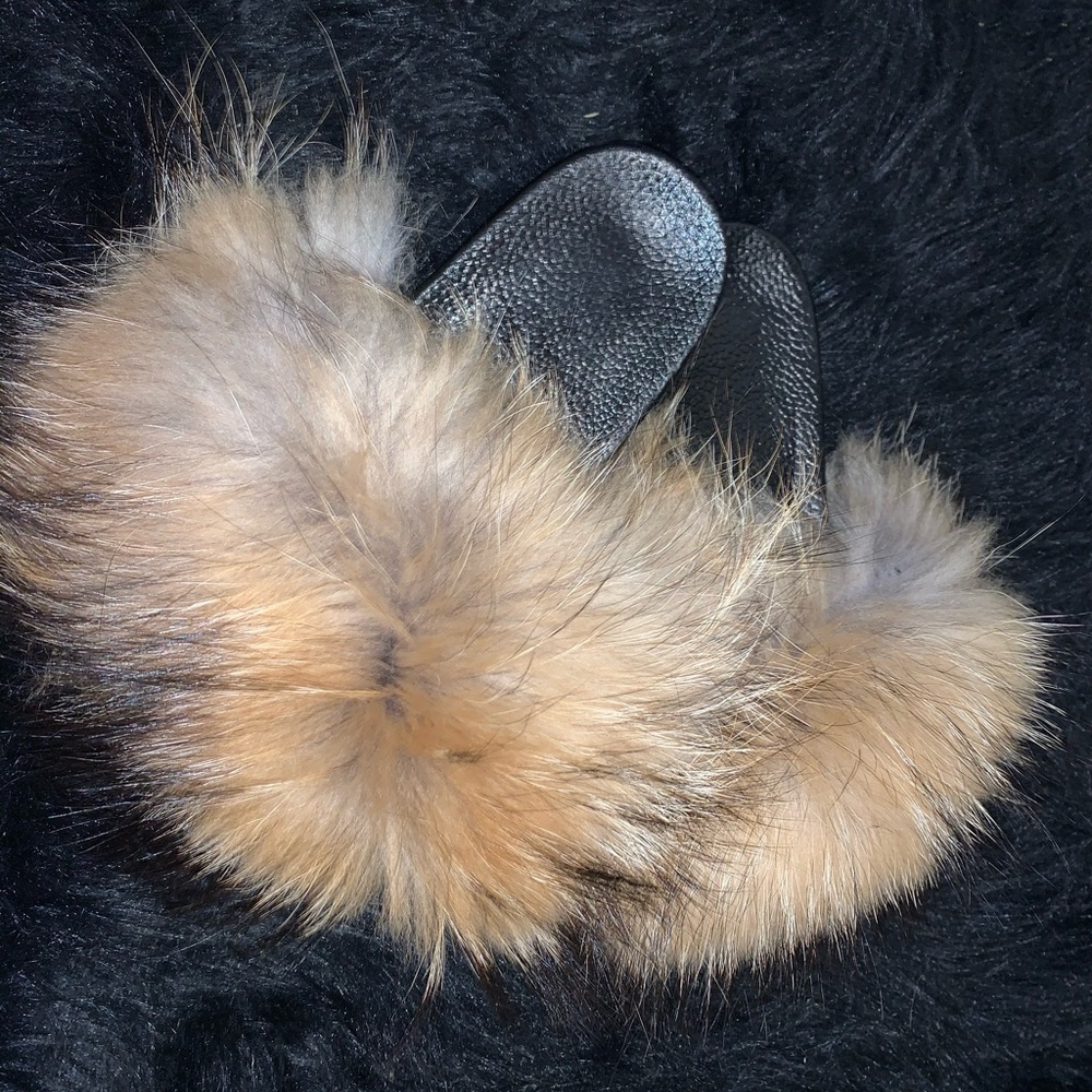 REAL RACCOON FUR SLIDES